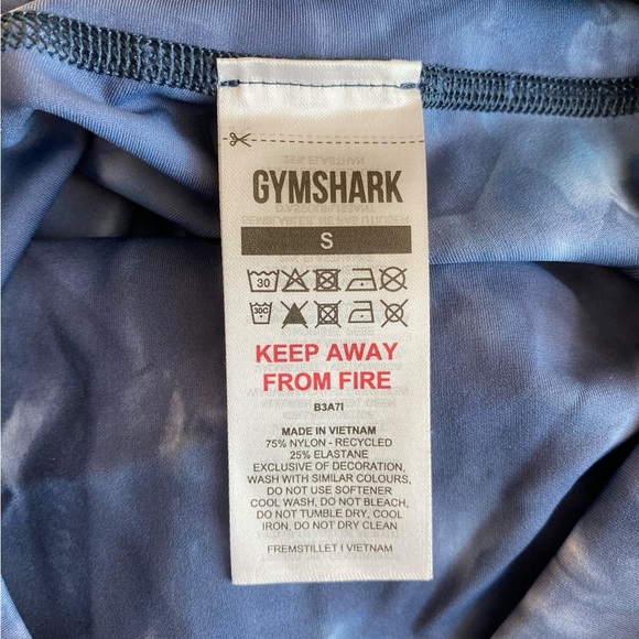NWOT Gymshark Navy Blue Tie Dye Workout Bike Shorts - Picture 4 of 4